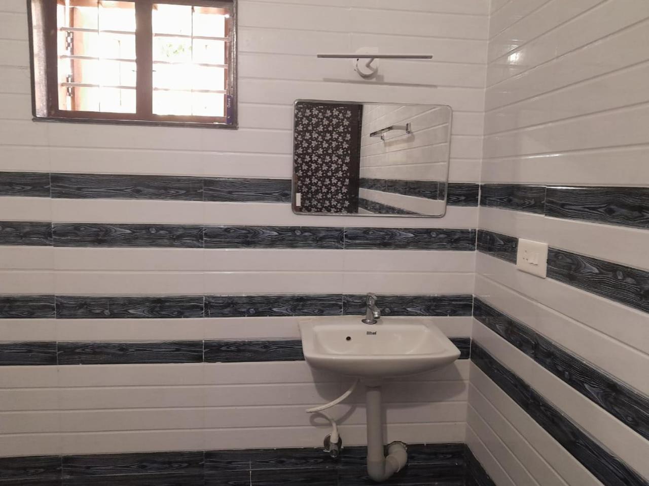 Dilkush Munroe Homestay Kollam Buitenkant foto