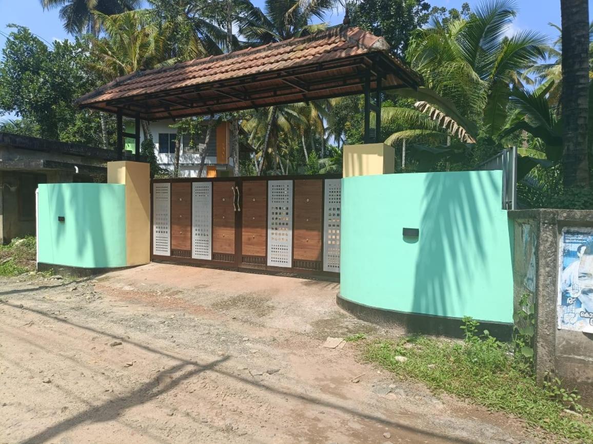 Dilkush Munroe Homestay Kollam Buitenkant foto